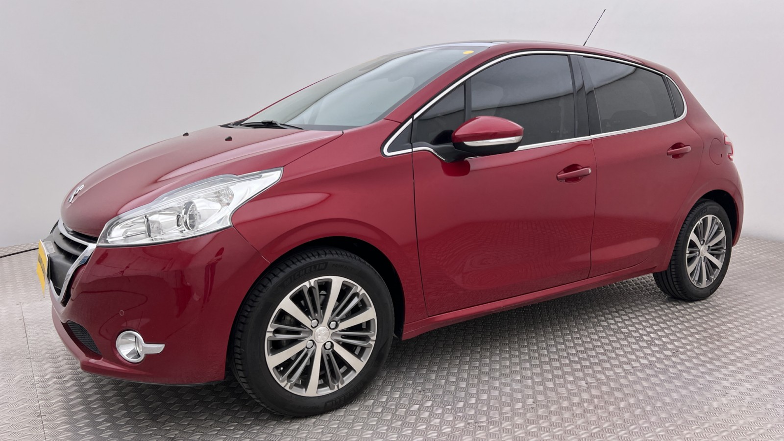 Lee más sobre el artículo 208