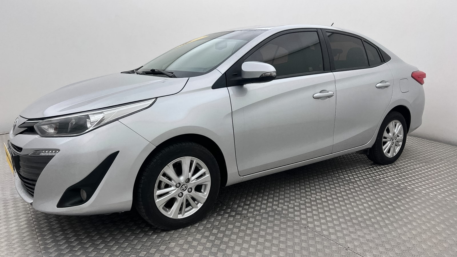 Lee más sobre el artículo Yaris