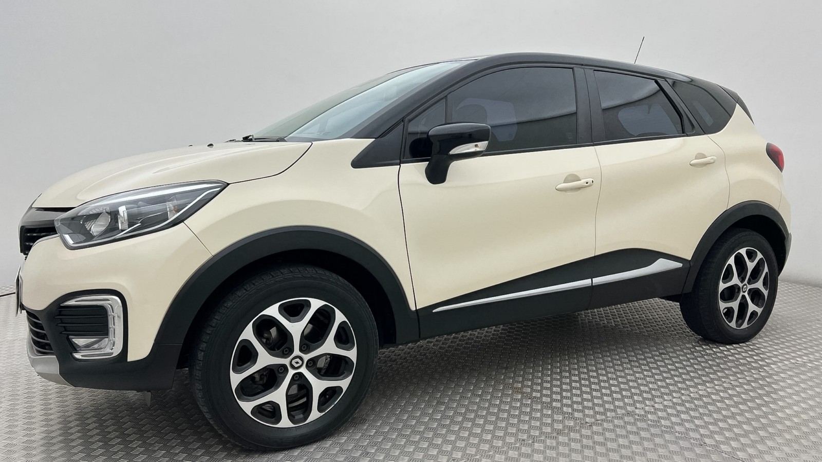 Lee más sobre el artículo Captur